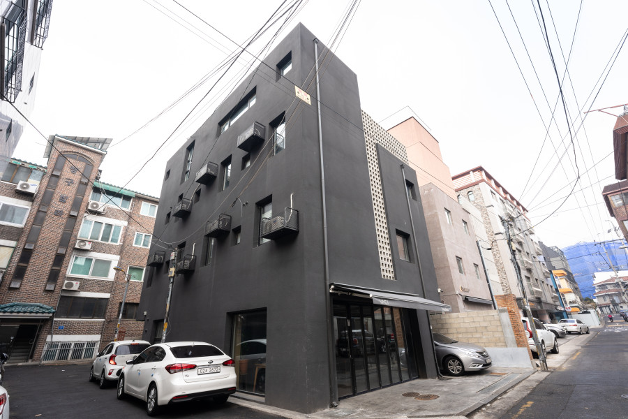 동거동락 58호점 건물 외관